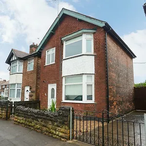 Cosy House In The Heart Of Beeston With Free Parking And Wifi Nottingham