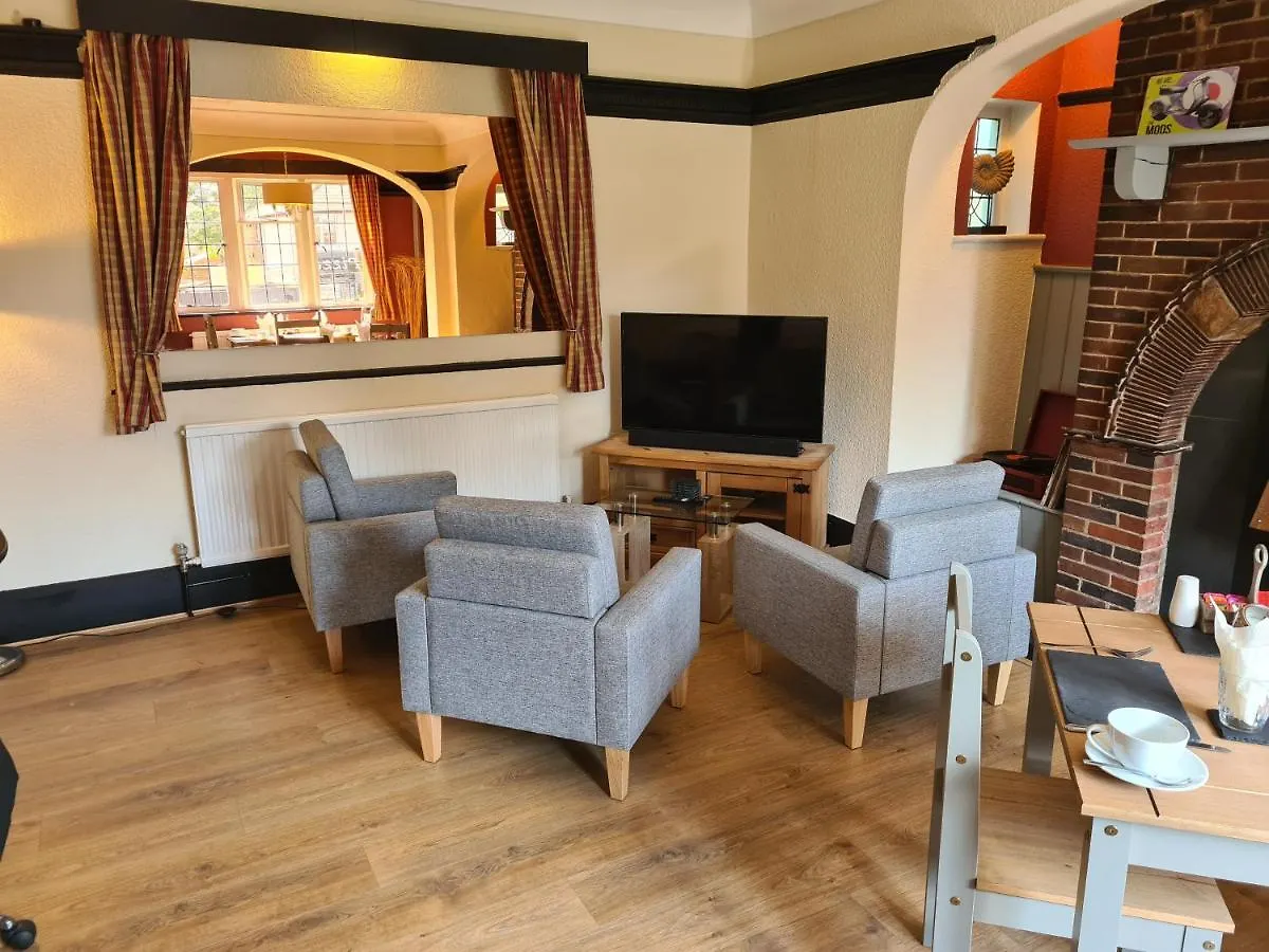 Tudor Lodge Hotel Nottingham